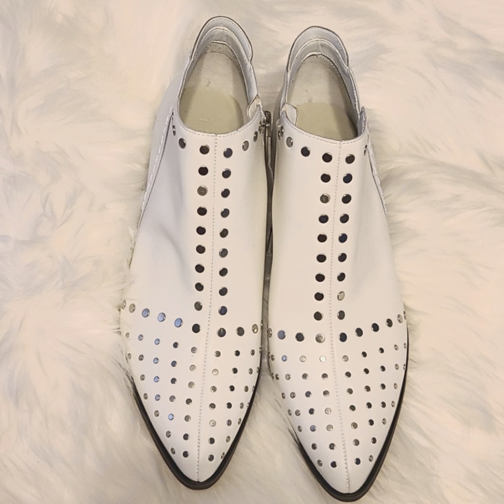 1 State Loka Studded Boots